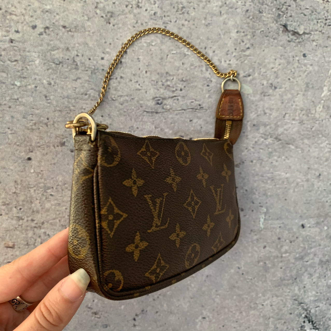 Vintage louis 2025 vuitton mini pochette