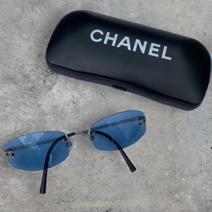 Chanel CC Logo Mini Sunglasses in Blue – Entourage Vintage